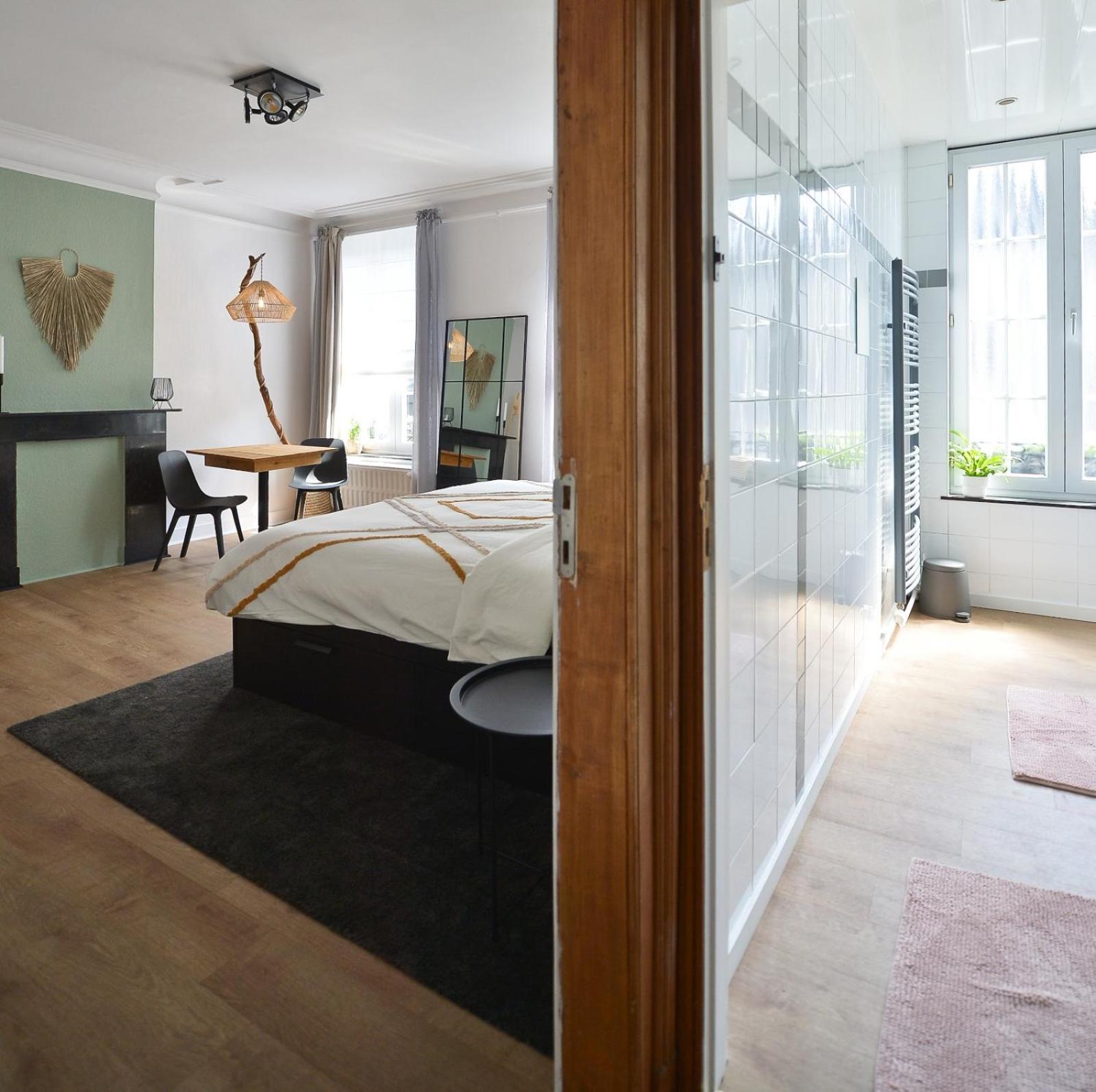 La Chambre De Sam - Chambre Lit 180 Avec Sdb Privee Proche Centre Ville 리에주 외부 사진